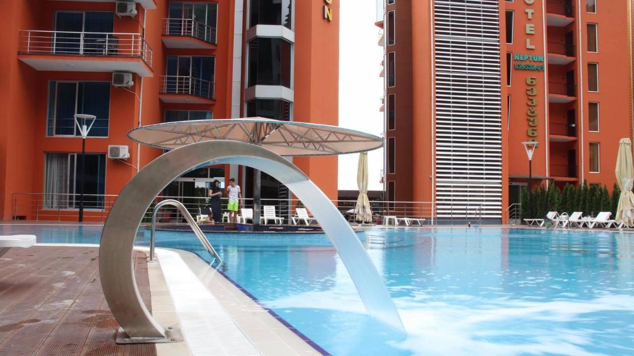 Hotel Neptun 크바리아티 외부 사진