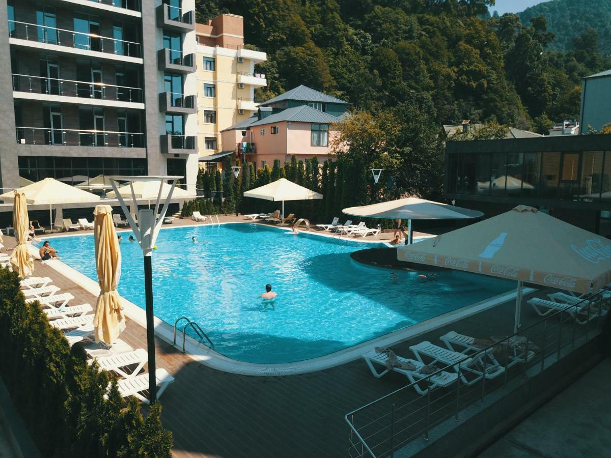 Hotel Neptun 크바리아티 외부 사진